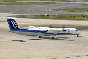 JA858A - Bombardier DHC-8-Q402 Dash 8 operated by All Nippon