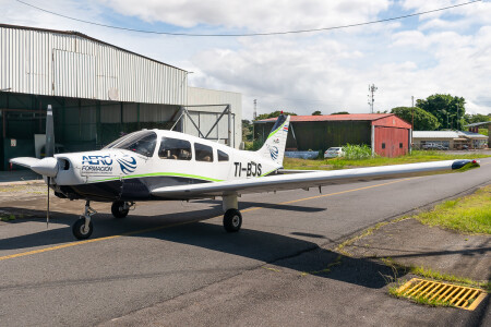 TI-BJS - Piper PA-28-161 Warrior II operated by Aeroformación