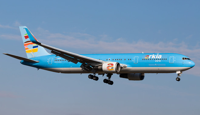 15920_Boeing-767-300ER_I-