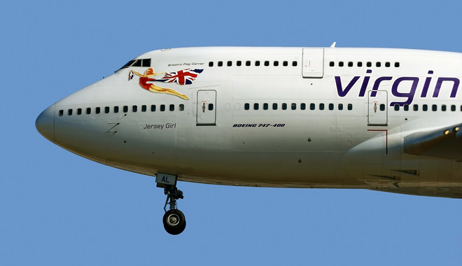16561_Boeing-747-400_G-