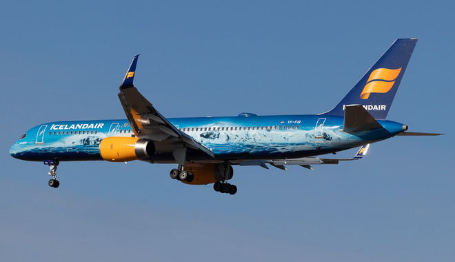 24990_Boeing-757-200_TF-