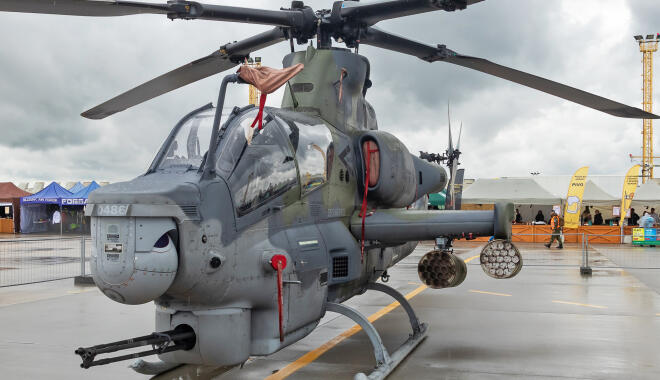 0486 - Bell AH-1Z Viper operated by Vzdušné síly AČR (Czech Air